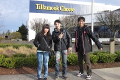 2013-01-visit-Tillamook-cheese