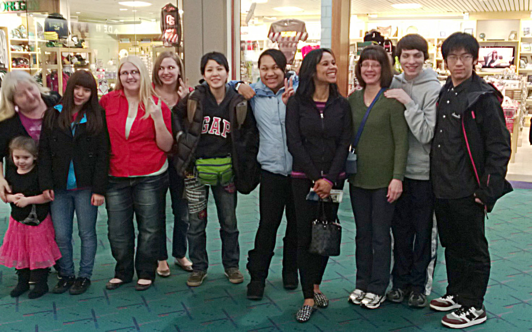 2013 Host Families with Japanese Exchange Students